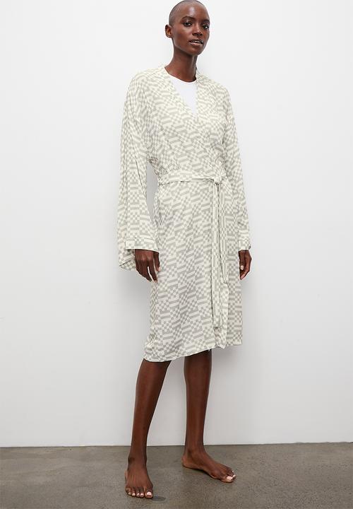 Superbalist - Long sleeve robe - off white & grey