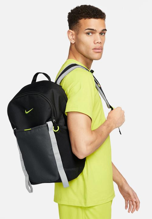 Nike - Nike hike-black/particle grey/atomic green