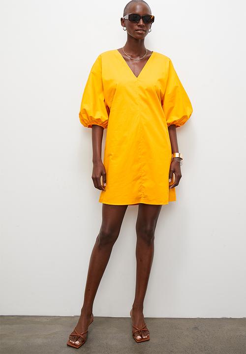 Superbalist - Volume sleeve midi shift dress - mango
