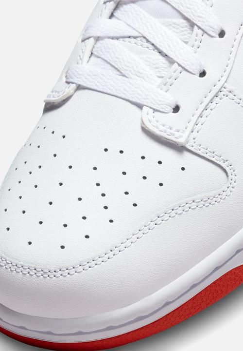 Nike - Nike Dunk Low Retro 