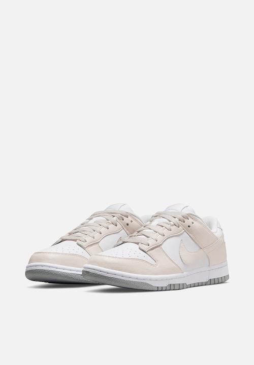 Nike - W Nike dunk low next nature - white