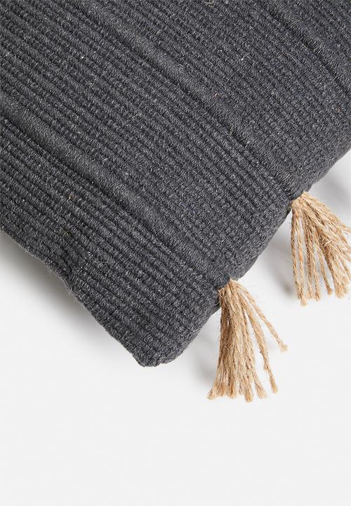 H&S - Lumo cushion- black
