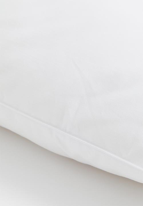 H&M - Polyester inner cushion - white