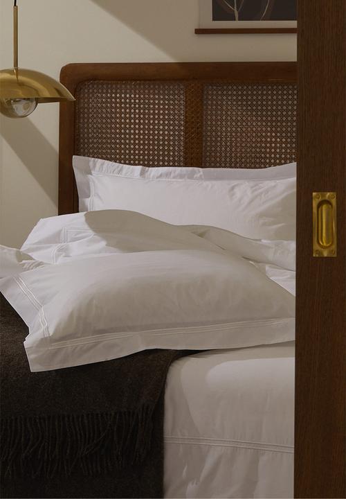 H&M - Cotton percale double/king duvet cover set - white