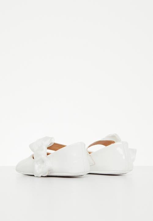 Pop Candy - Pumps with bow detail closure - white