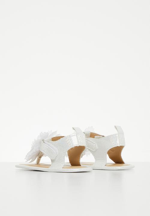 Pop Candy - T-strap sandals with ruffle detail - white