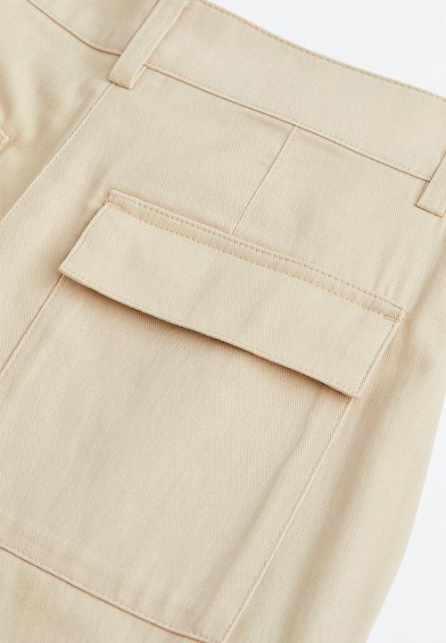 H&M - Straight cargo trousers - light beige