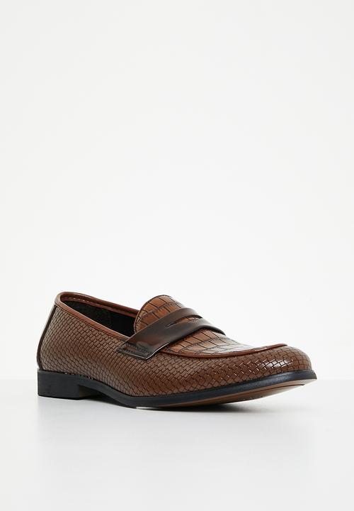 PC - Crouch slip  on - choc croc