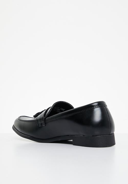 PC - Crouch slip ons - black horse