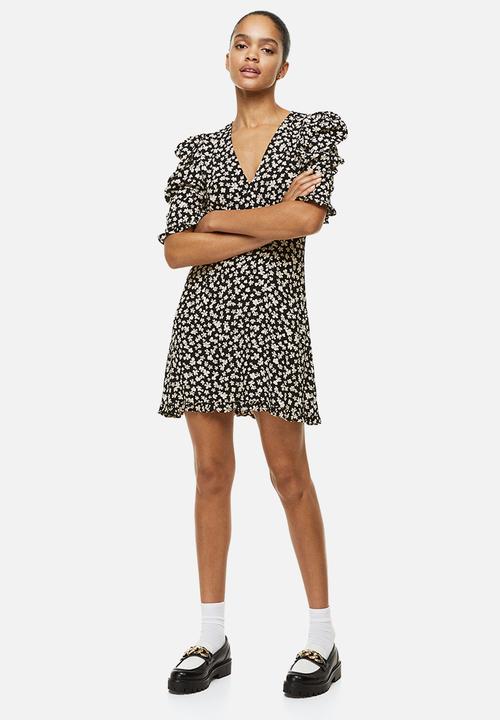H&M - Frill-trimmed dress - black/small flowers 