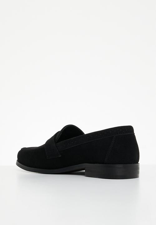 PC - Crouch slip on - black suede