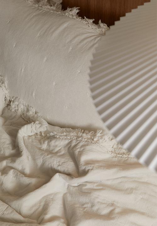 H&M - Frill-trimmed cushion cover - light beige