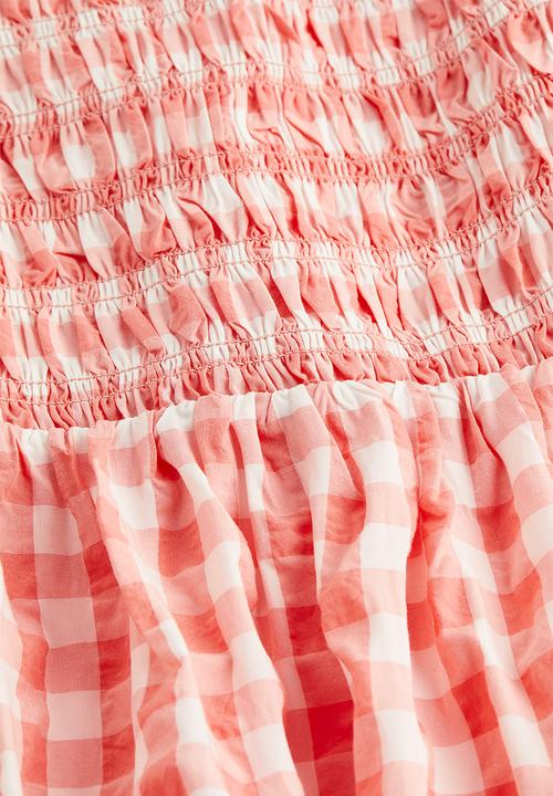H&M - Puff-sleeved seersucker dress - coral/checked 