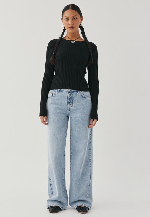 Supré  - Sophia long sleeve knit top - black