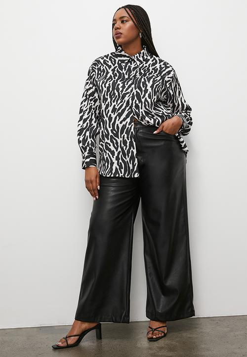 Superbalist - Printed satin shirt - abstract zebra mono