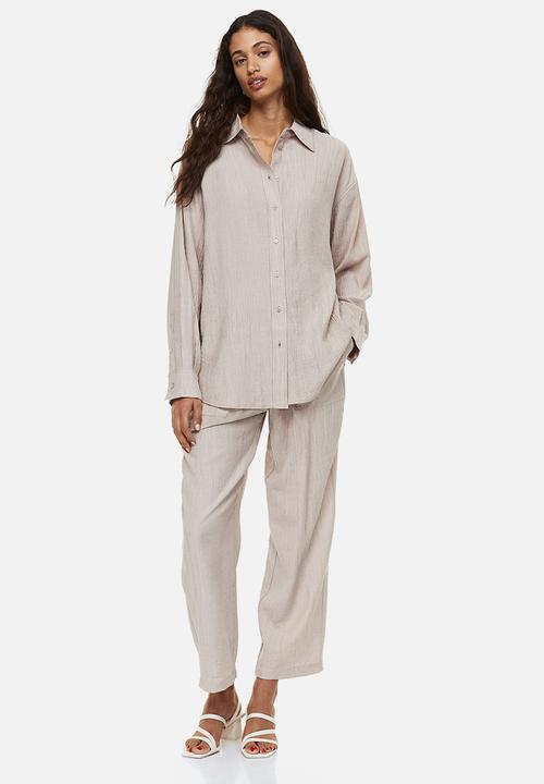 H&M - Crinkled shirt - beige