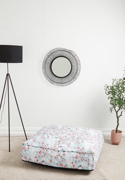Sixth Floor - Lux floor lamp - black