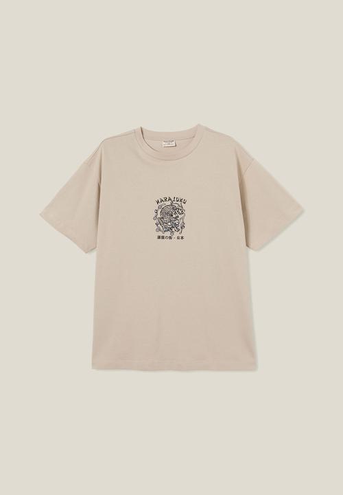 Cotton On - Heavy weight graphic T-shirt - pearl/harajuku tiger