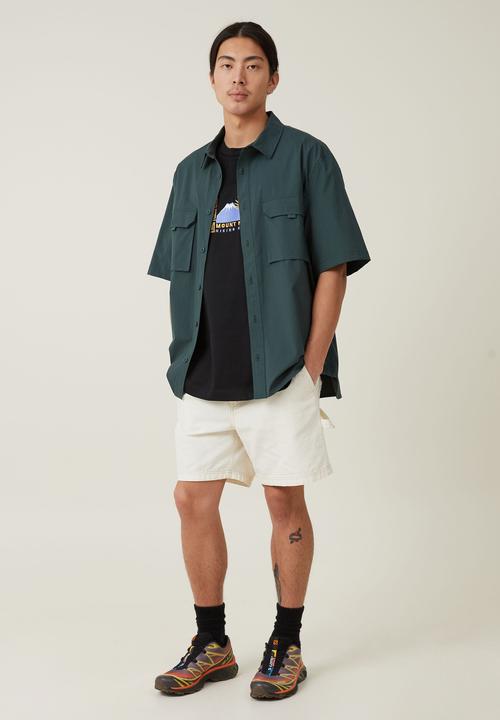 Cotton On - Heavy weight graphic T-shirt - black/mount fuji