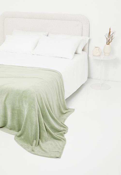 Sixth Floor - Coral fleece throw - sage