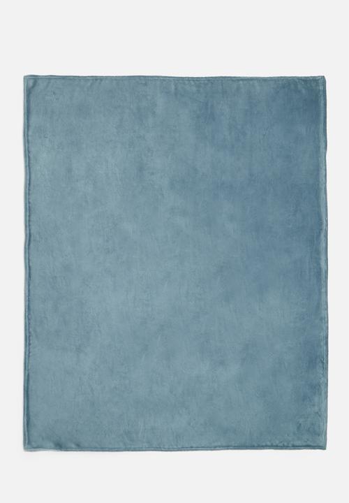 Sixth Floor - Coral fleece throw - denim