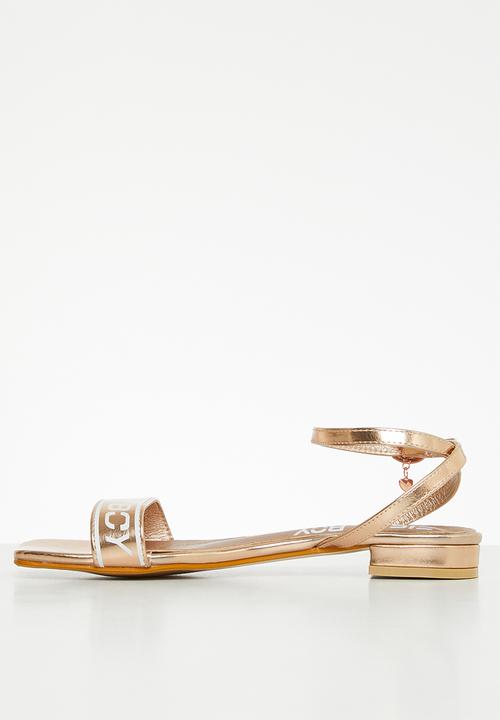 SISSY BOY - Finishing touches ankle strap shoe - rose gold