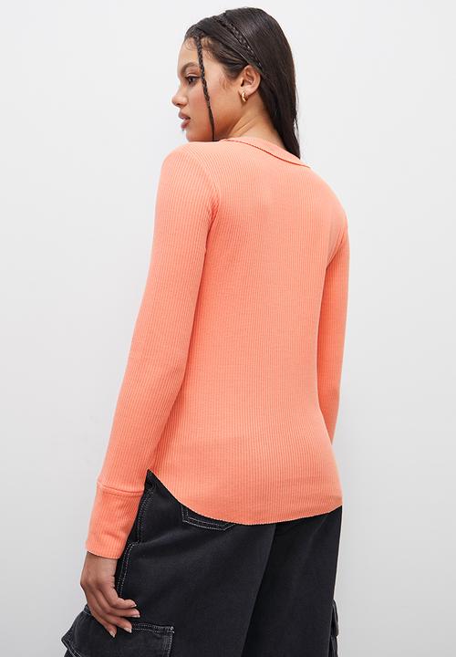 Blake - Waffle button front - peach