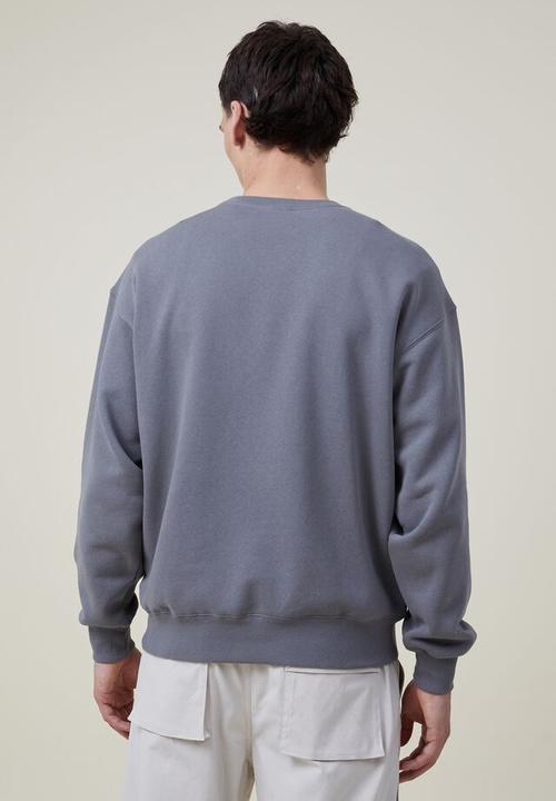 Cotton On - Oversized graphic sweater - slate stone/kamakura hiking club