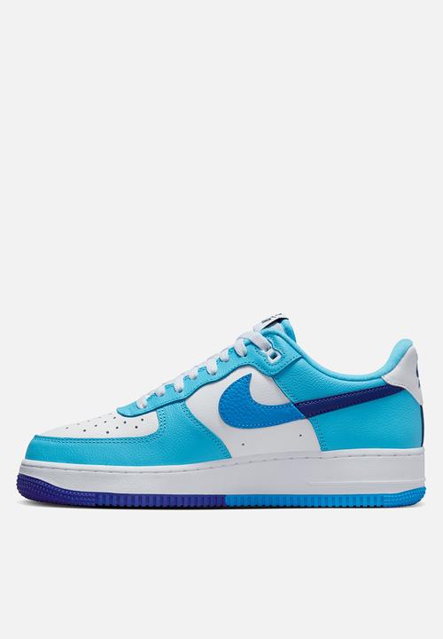Nike - Air Force 1 '07 LV8