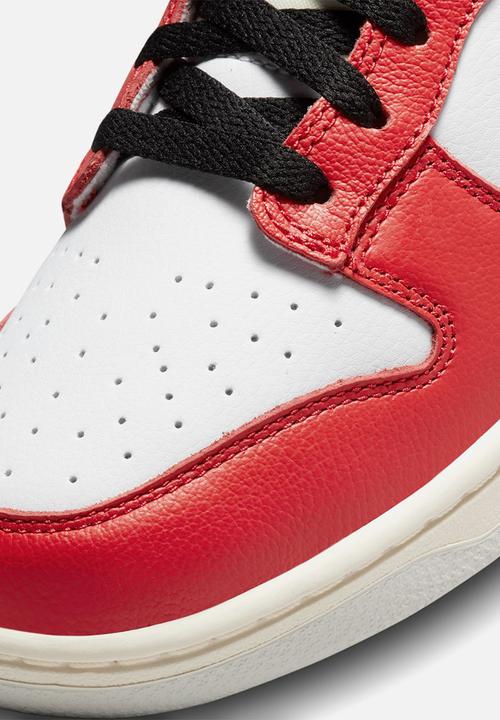 Nike - Nike Dunk Low Retro PRM