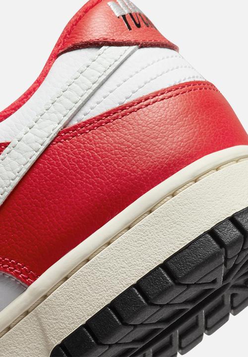 Nike - Nike Dunk Low Retro PRM