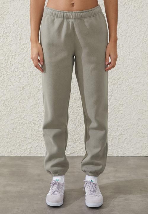 Cotton On - Plush gym track pant - dusty khaki