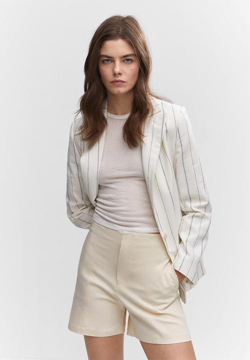 MANGO - Shorts malu5-h - light beige