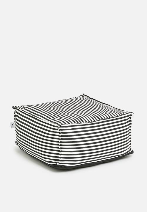 Sixth Floor - Kinni patio floor cushion - black