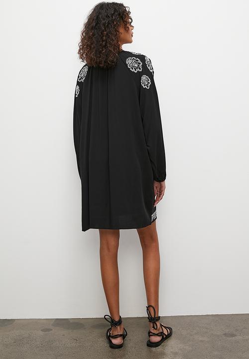 Superbalist - Embroidery tunic mini dress - black & white