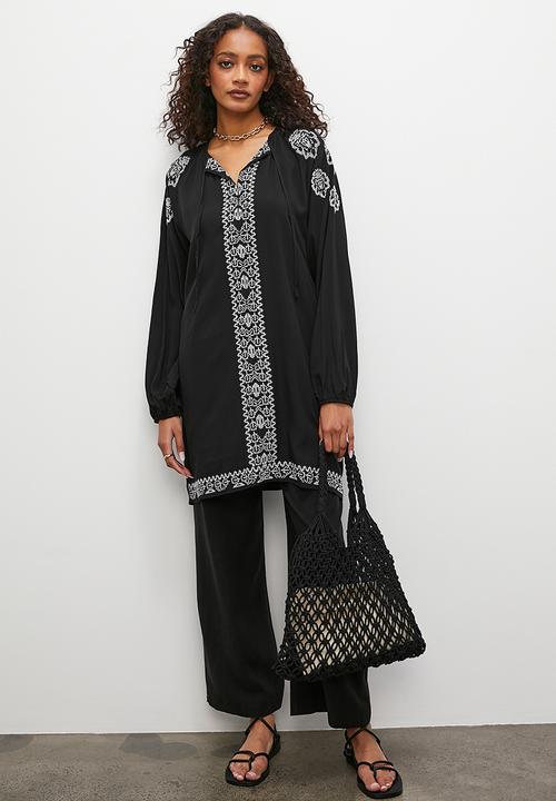 Superbalist - Embroidery tunic mini dress - black & white