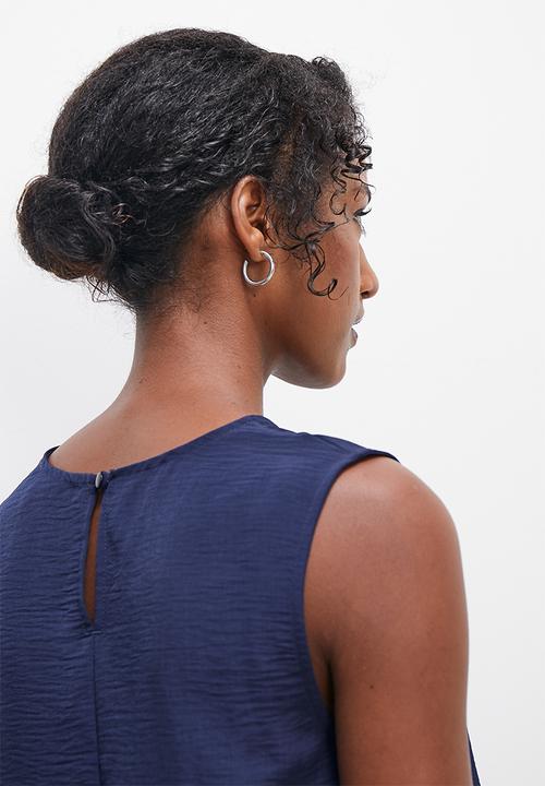 edit - sleeveless shell - ink