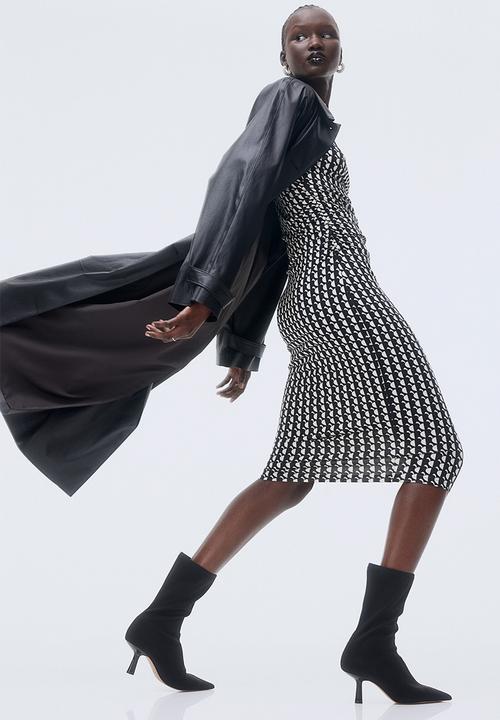 H&M - Gathered bodycon dress - black/patterned