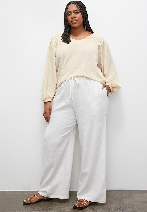 Superbalist - Balloon sleeve v-neck shell - perfectly pale