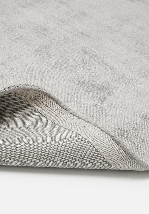 Sixth Floor - Viscose rug - light grey