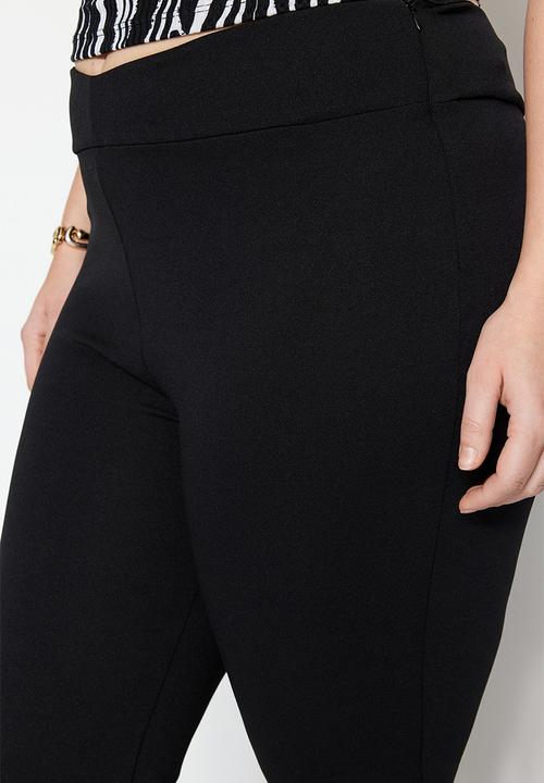 Trendyol - Plus relaxed wide leg pants - black