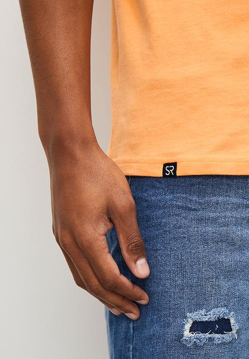 STYLE REPUBLIC - Slash raw edge curved hem pocket tee - light orange