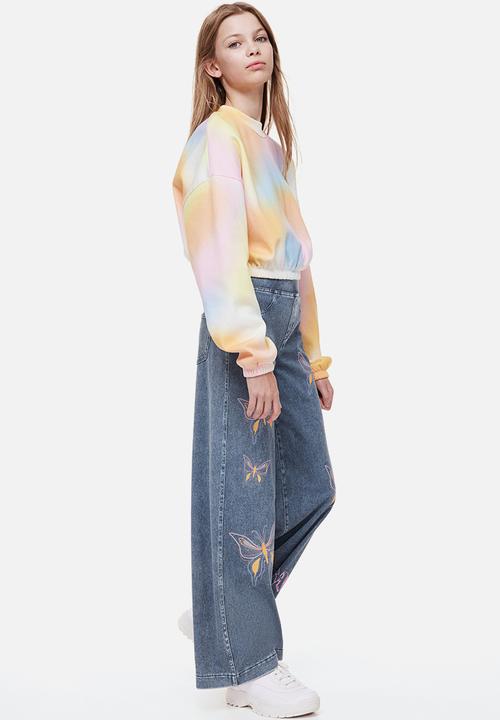 H&M - Wide trousers - denim blue/butterflies 