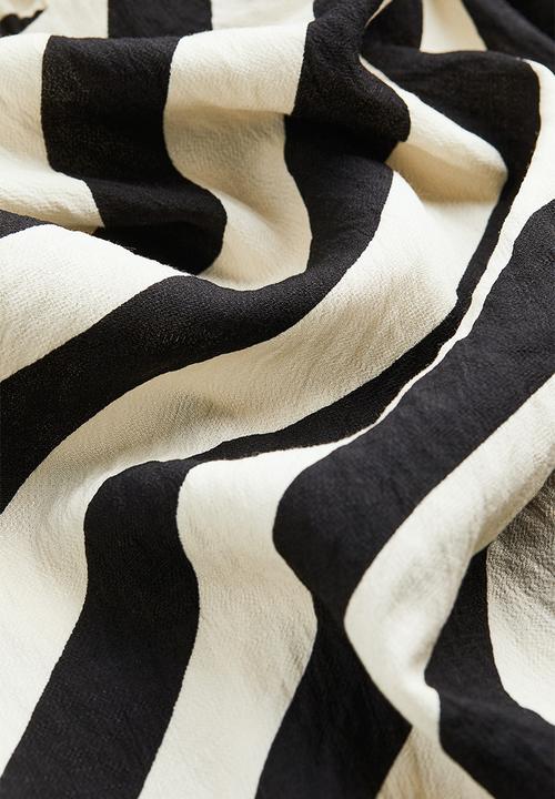 H&M - Wrap dress - black/striped