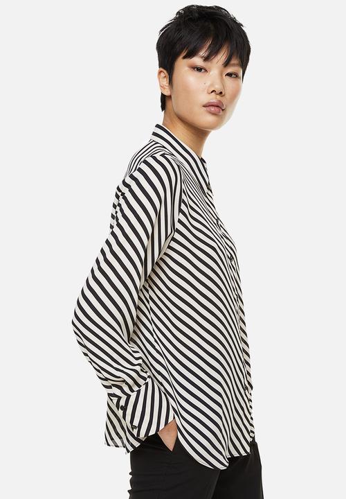 H&M - Pointed-collar shirt - black,white