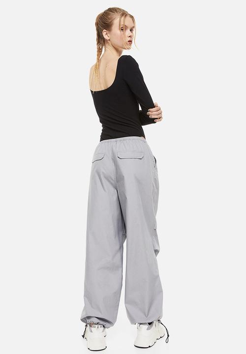 H&M - Parachute trousers - light grey 
