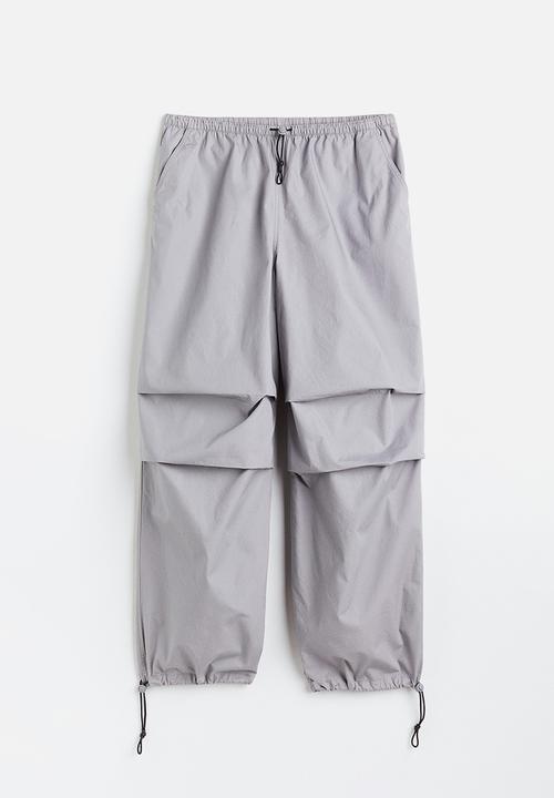 H&M - Parachute trousers - light grey 