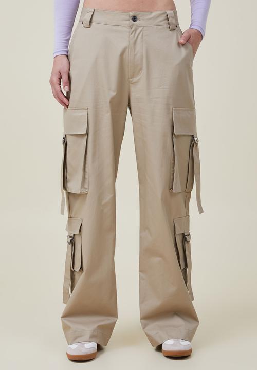 Cotton On - Kyros cargo pant - desert sand