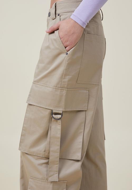 Cotton On - Kyros cargo pant - desert sand