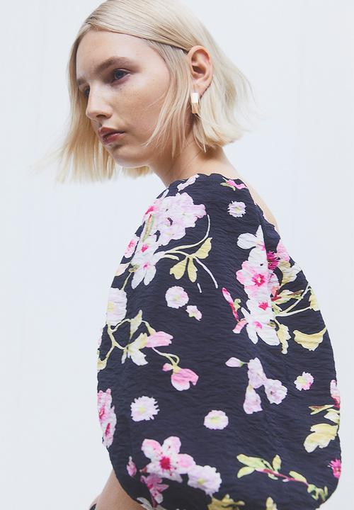 H&M - Puff-sleeved crop top - black,multi